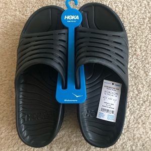 Brand new Hoka Men’s Ora Recovery Slides